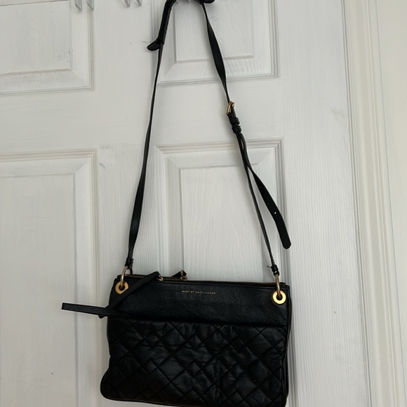 Black leather quilted Marc Jacob’s shoulder bag - Picture 2 of 6
